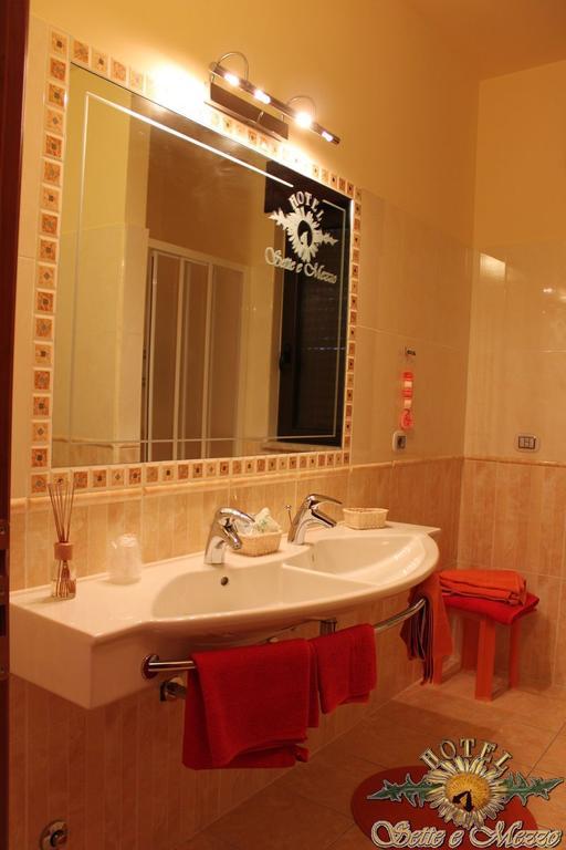 Hotel Sette E Mezzo 카스텔루치오 수페리오레 객실 사진