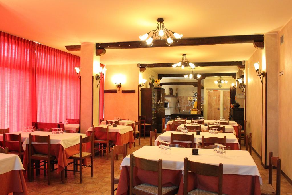 Hotel Sette E Mezzo 카스텔루치오 수페리오레 외부 사진