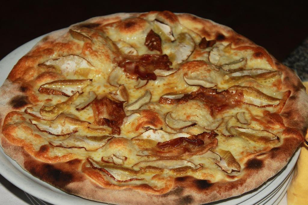 Hotel Sette E Mezzo 카스텔루치오 수페리오레 외부 사진