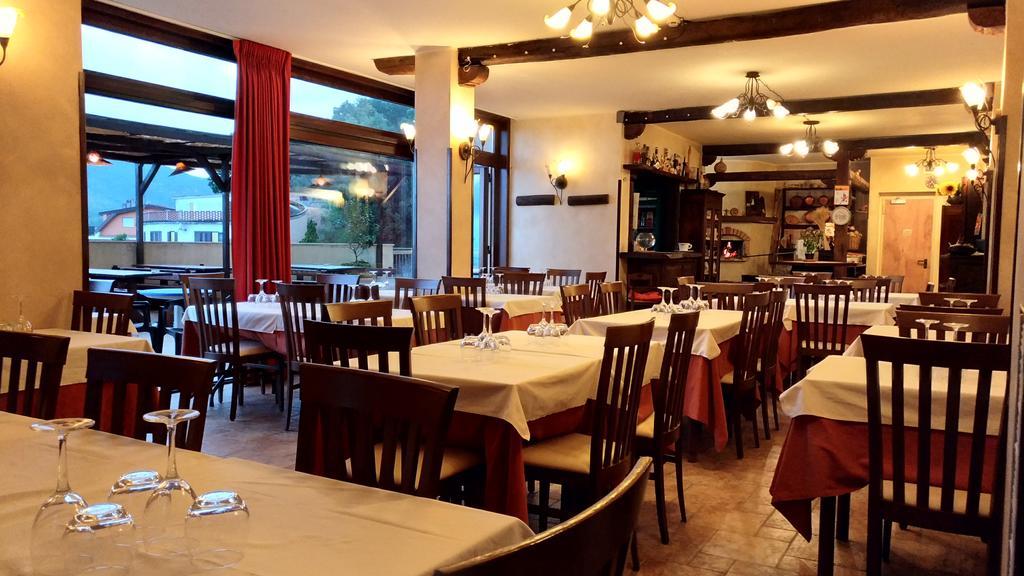 Hotel Sette E Mezzo 카스텔루치오 수페리오레 외부 사진