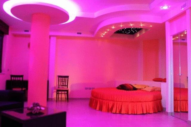 Hotel Sette E Mezzo 카스텔루치오 수페리오레 외부 사진